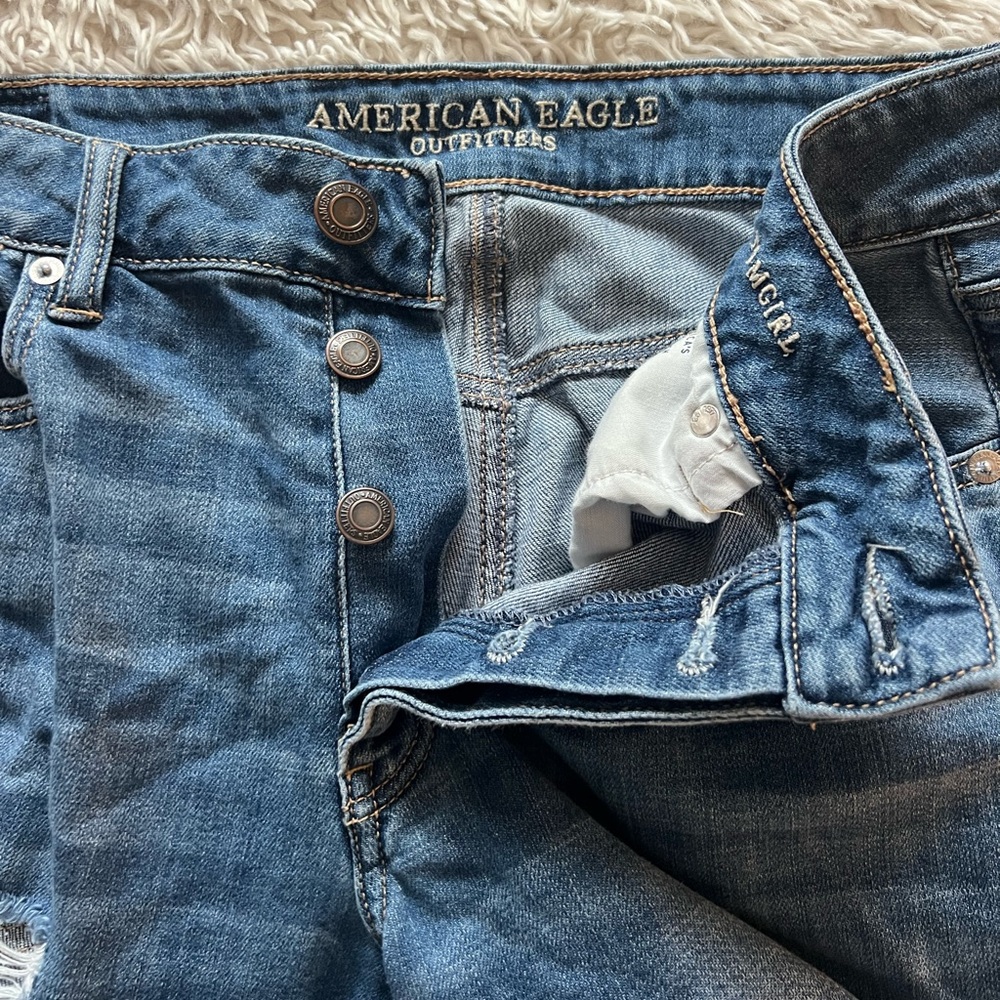 American Eagle Tomgirl Ripped Jeans - Picture 7 of 9